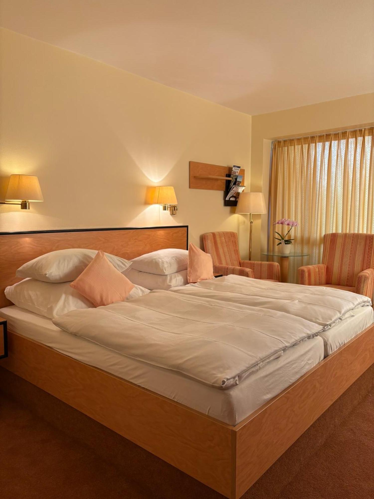 באד בוונסן Hotel Kieferneck מראה חיצוני תמונה