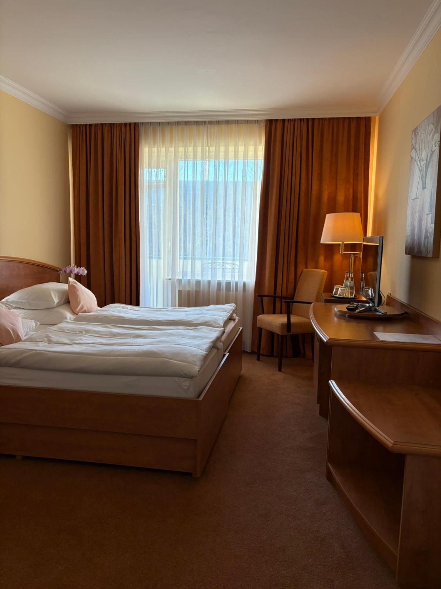 באד בוונסן Hotel Kieferneck מראה חיצוני תמונה