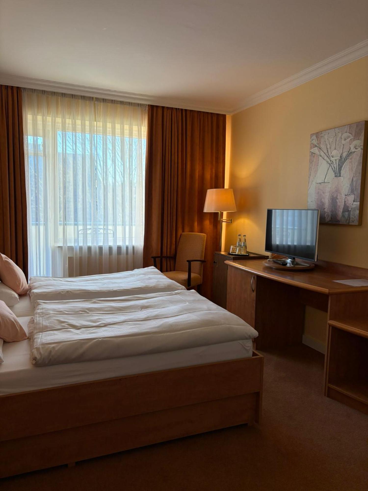 באד בוונסן Hotel Kieferneck מראה חיצוני תמונה